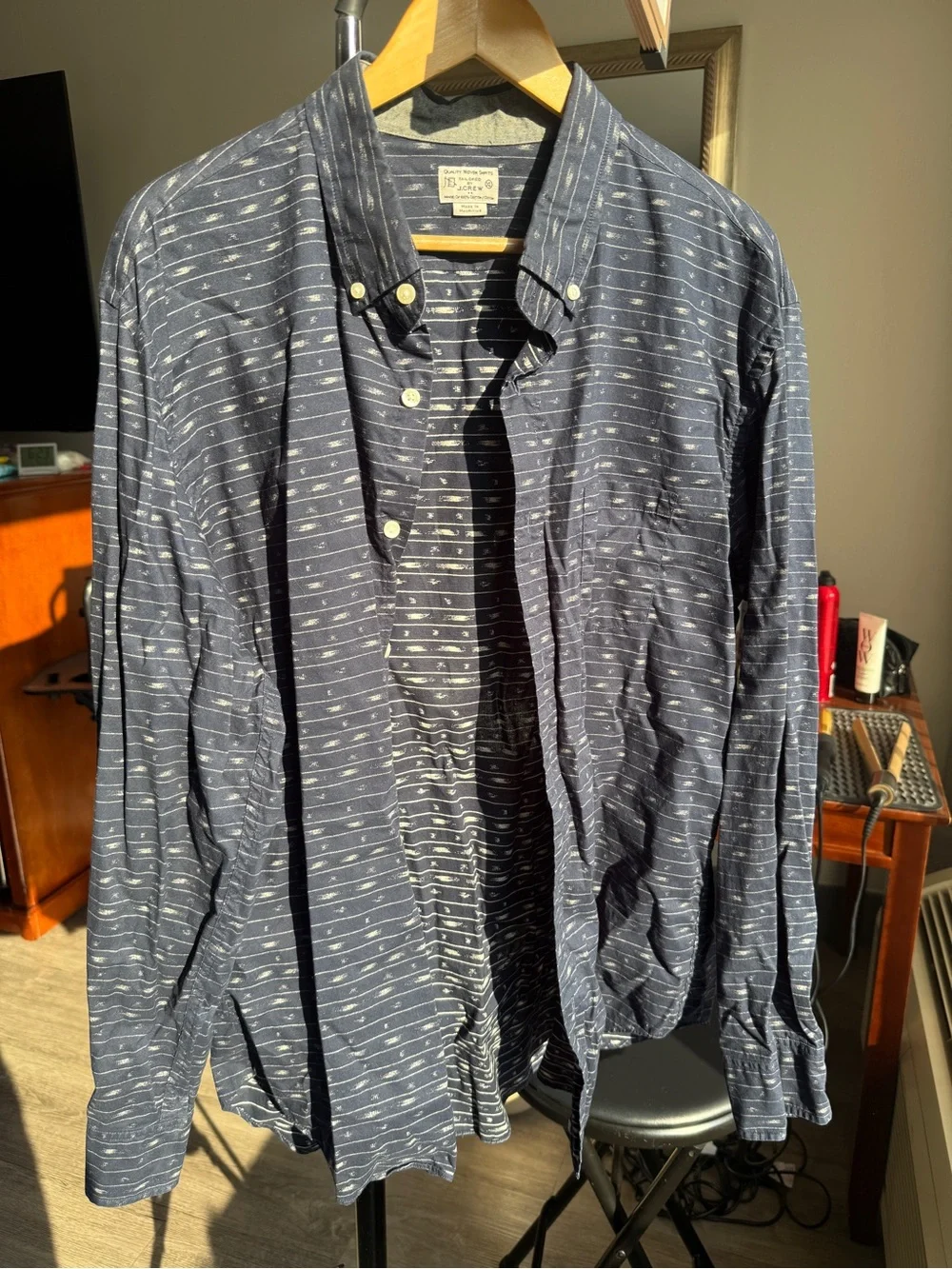 Vintage J. Crew Navy Button-Down Lightweight Patterned Shirt 90s style era